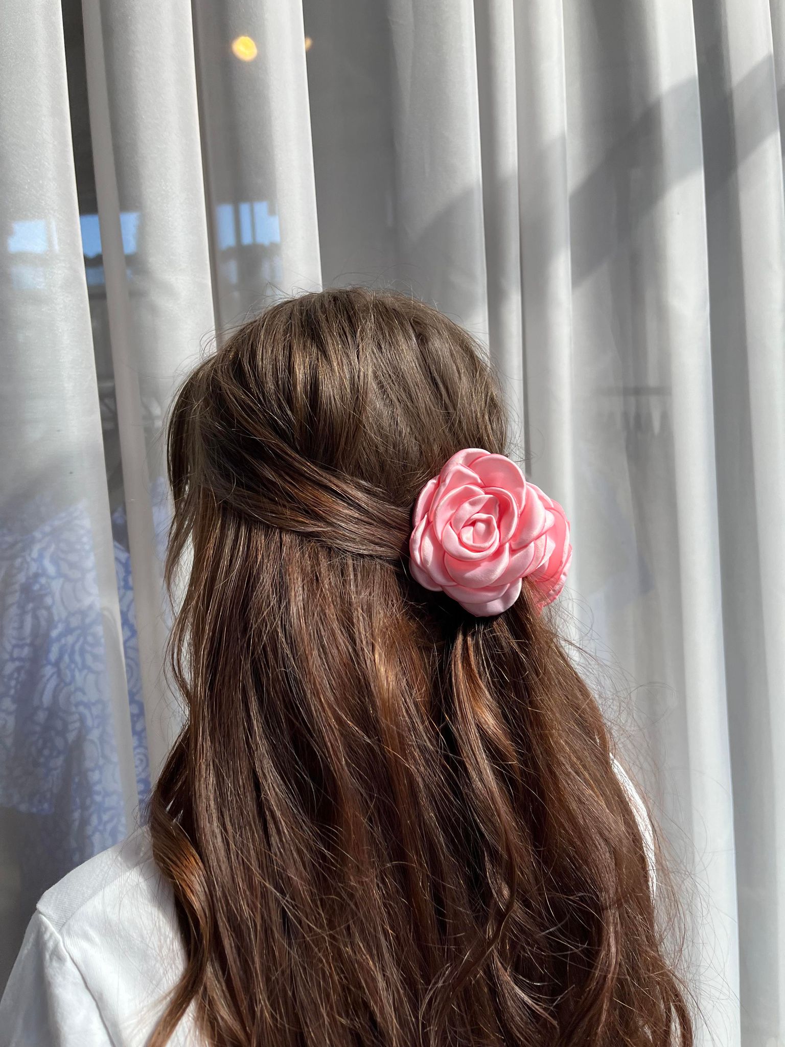 Pico Small Satin Rose Claw